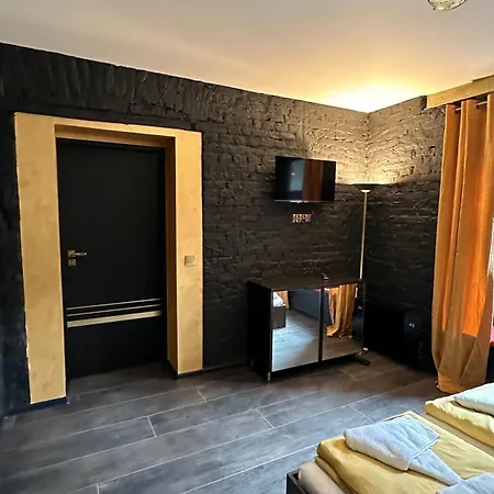 Darkhouse Versace Karmin Łódź Eksteriør bilde
