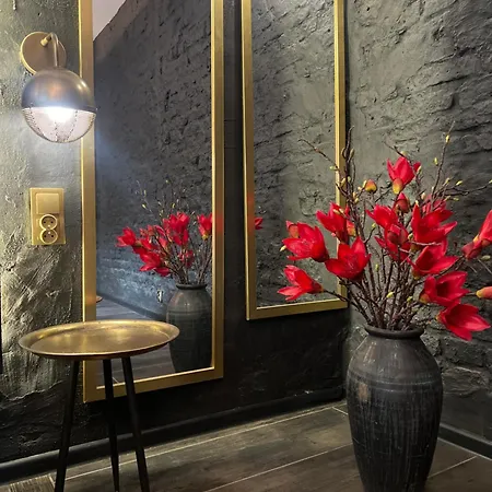 Darkhouse Versace Karmin Łódź Eksteriør bilde